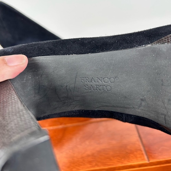 Franco Sarto black suede pumps, 10M, textured 4.5” heels, Classic Sophisticated - Picture 7 of 8